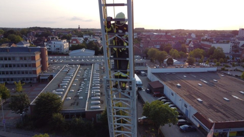 Foto 6 von 16 vergrößern
