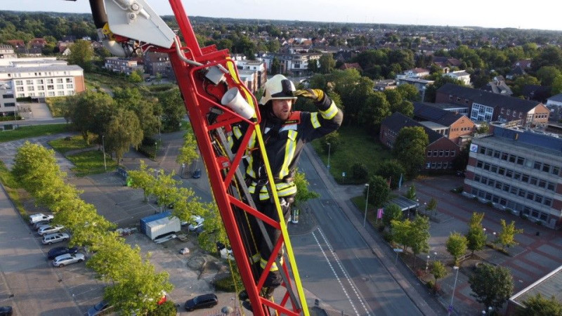 Foto 3 von 16 vergrößern